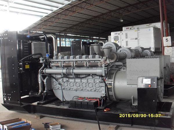 http://ksgenerateur.com/upload/3750/o/2-3-21-pk35000-diesel-generator_01.jpg